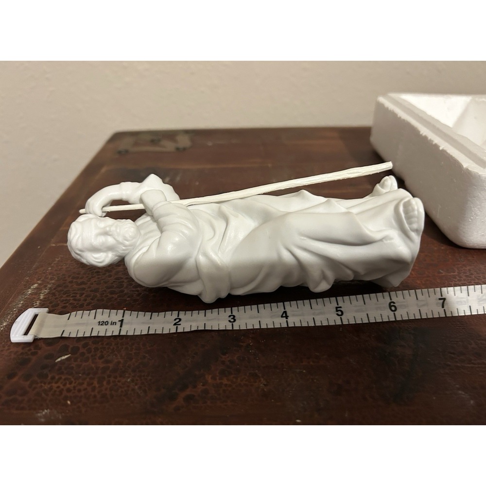 Vintage Avon Nativity Collectable's "Holy Family" Porcelain Figurines- Christmas - Picture 8 of 16